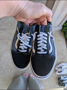 Vans Low-Top Sneakers in Black and Gray with White Accent